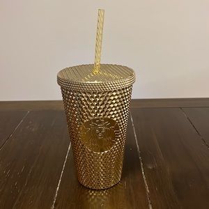 Starbucks Holiday 2022 Grande Gold Cup BRAND NEW
